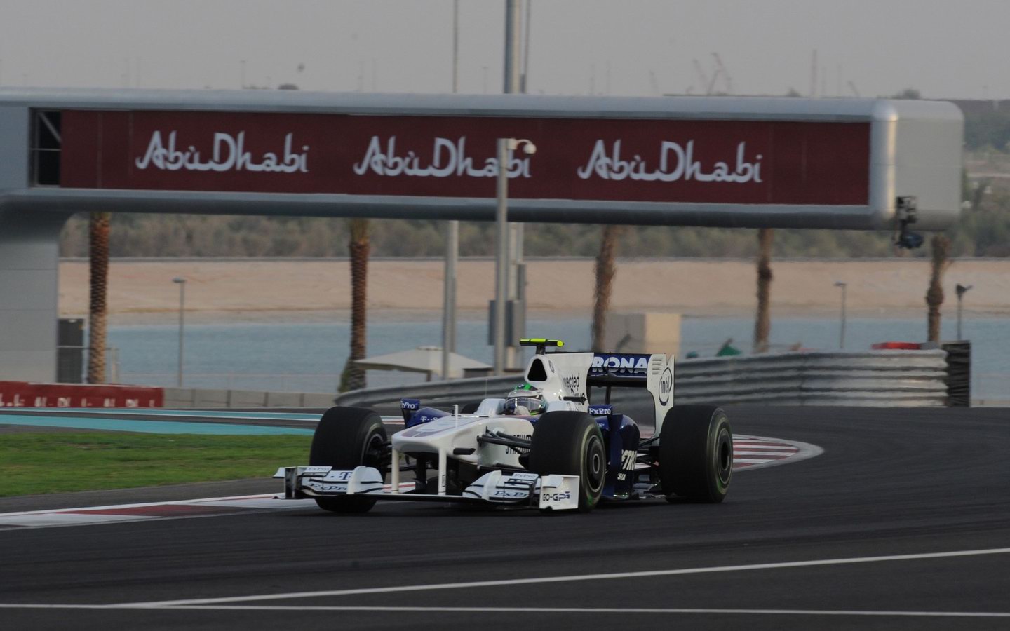 GP ABU DHABI 1440x900